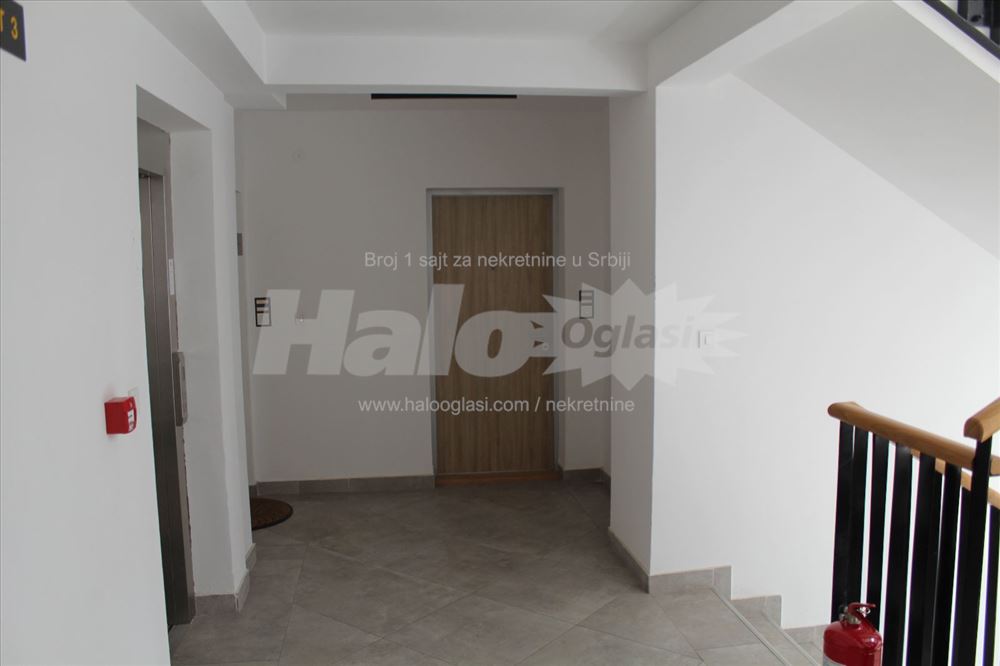 Zemunske kapije 1.5 40m2 - opcija garažno mesto — 10