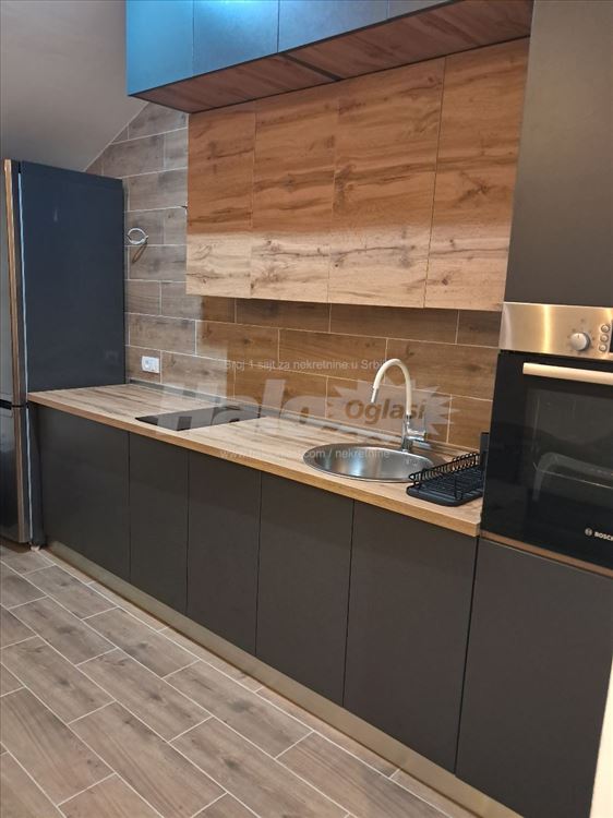 Zemun,stan lux 40m2,novogradnja — 2