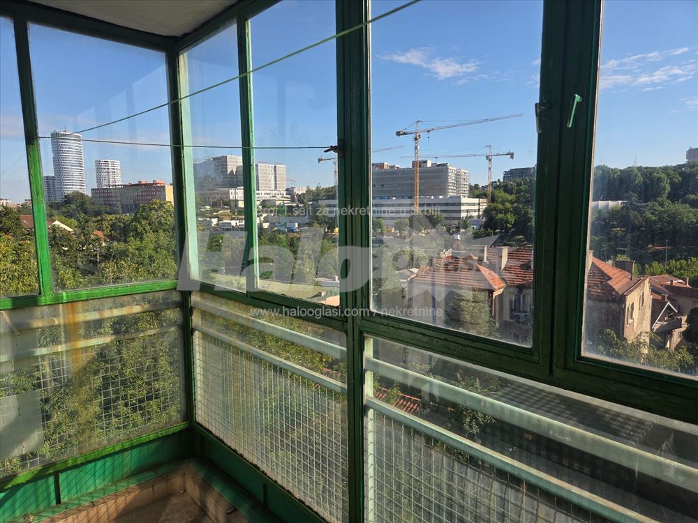 Zvečanska dva stana u jednom Odvojeni ulazi — 15
