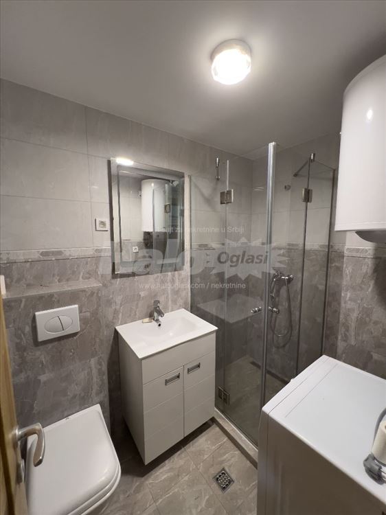Zvezdara – 40m², 1.5-soban, namešten, lift — 12