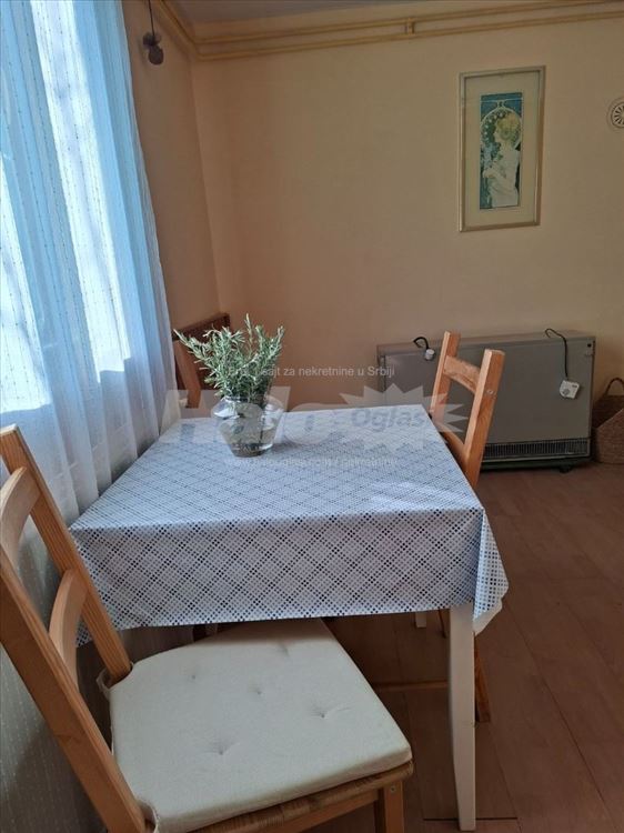 Zvezdara, Cvetkova pijaca 1.5 — 5