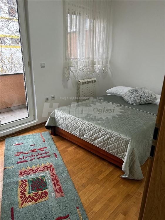 Zvezdara, Denkova bašta, 1.5 stan, 36m2, vlasnik — 2