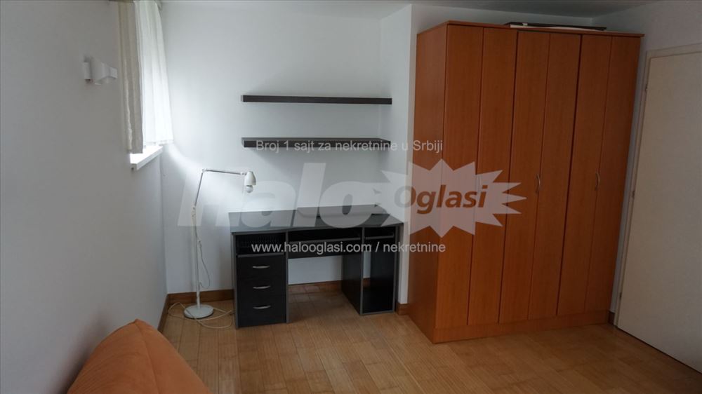 Zvezdara, Denkova bašta, Beoshoping centar — 9