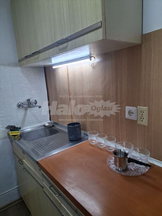 Zvezdara, miran kraj 43m² — 5