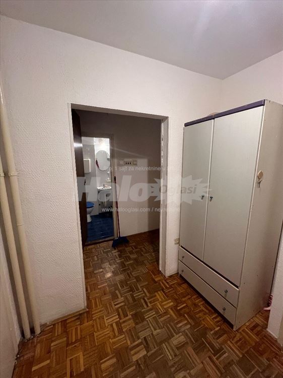 Zvezdara, Mirijevo - 16. oktobra, Vlasnik — 9
